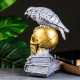 Фигурка гипс «Череп с вороном», бронза с серебром, 28 см