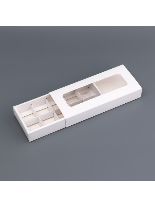 Коробка для 10 конфет, белая, 9.8×22×3.5 см