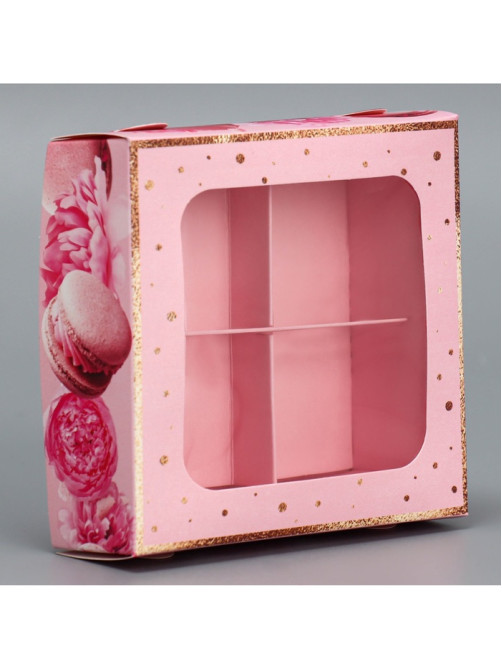 Коробка для конфет, кондитерская упаковка, 4 ячейки, «Present», 10.5×10.5×3.5 см