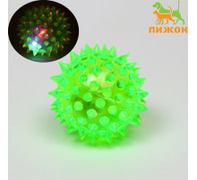 Мяч для собак средний, 5.5 см, светящийся, TPR, зелёный