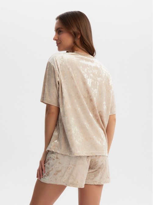 Пижама женская (футболка, шорты) KAFTAN Velvet, размер 40-42, бежевая
