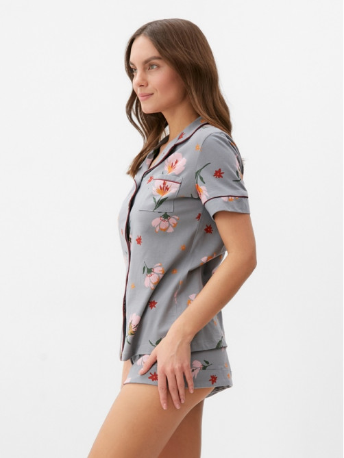 Пижама женская (рубашка, шорты) KAFTAN «Цветы», размер 48-50