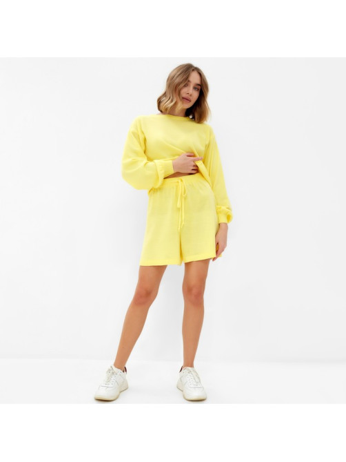 Костюм женский (джемпер, шорты) MINAKU: Casual Collection, цвет лимон, размер 48