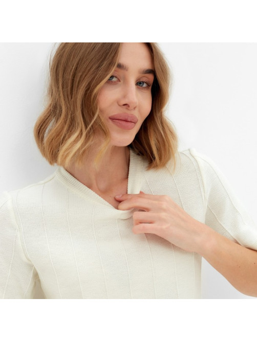 Футболка женская MINAKU: Knitwear collection, цвет экрю, размер 42