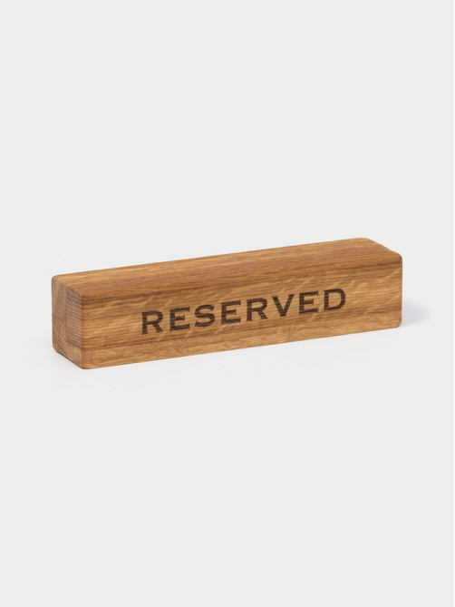 Табличка настольная деревянная Adelica «Зарезервировано/Reserved», 18×4×4 см, дуб