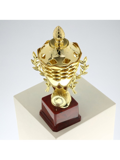 Кубок 184B, наградная фигура, золото, подставка пластик, 24.5 см