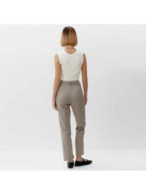 Брюки женские зауженные MINAKU: Casual Collection, бежевые, размер 46