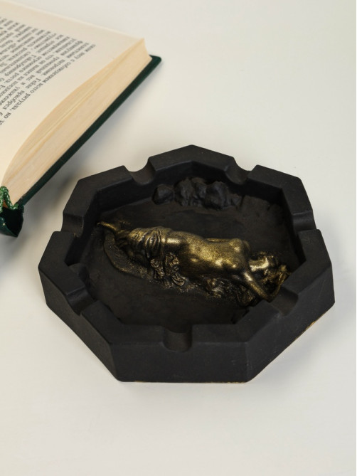 Пепельница для дома «Аврора», 3.8×11.5×11.5 см