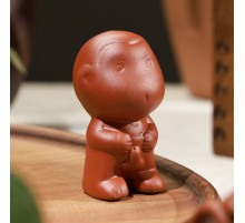 Фигурка для чайной церемонии TAKE IT EASY «Писающий мальчик», керамика, 3.5×3.5×6 см