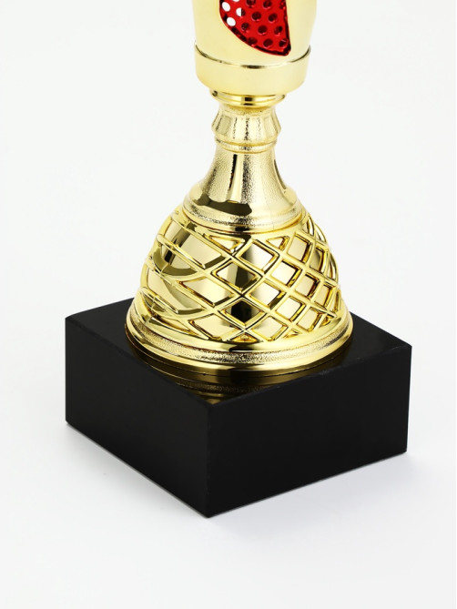 Кубок 187 С, наградная фигура, золото, подставка мрамор, 37×8.5×8.5 см