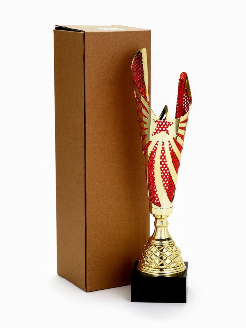 Кубок 187 С, наградная фигура, золото, подставка мрамор, 37×8.5×8.5 см