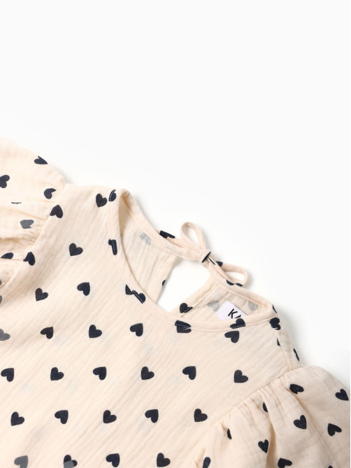 Футболка для девочки из муслина KAFTAN: «Сердечки», бежевая, рост 98 см