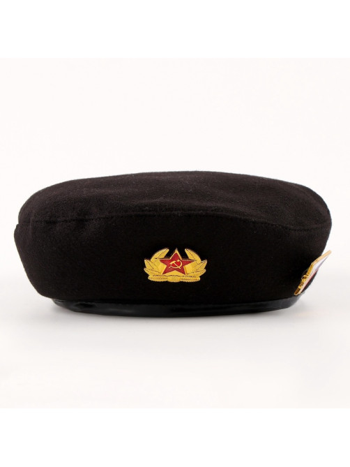 Набор военного «Сильный солдат» чёрный берет, размер 52 - 54, значок, флажок