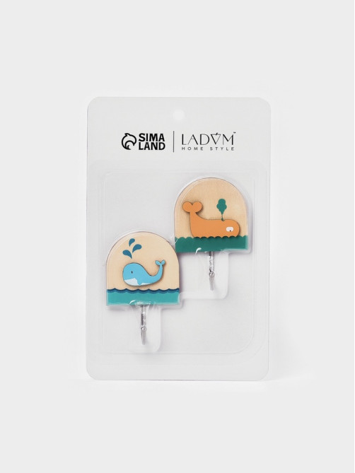 Набор самоклеящихся деревянных крючков LaDо́m Wooden animals, 2 шт., 7.8×2.7×5.1 см