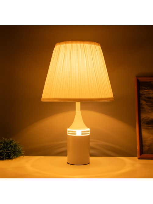 Лампа настольная «Жаннет» 1×40 Вт Е27+LED подсветка белый 24×24×41.5 см