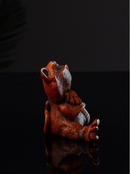 Фигурка полистоун «Кот эгоист», 7.1×8.7×5 см