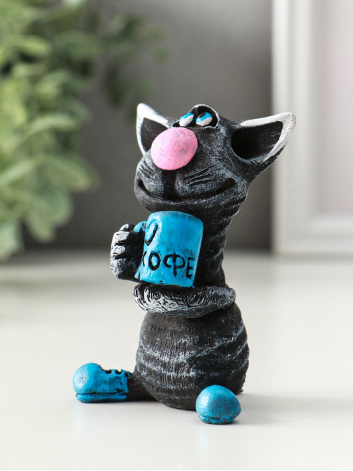 Фигурка полистоун «Кот с кружкой», 8 см