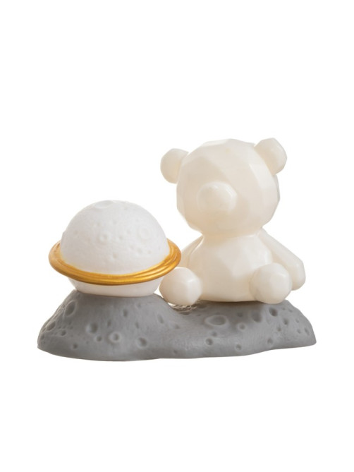 Фигурка световая RISALUX «Медвежонок у Сатурна», LED-ночник, 2 Вт, LR44, 5×8×13 см