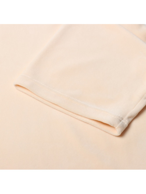 Пижама женская (футболка, шорты) KAFTAN Plushy, размер 52-54, молочная