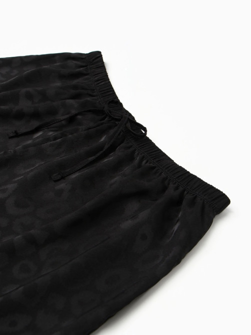 Пижама женская (топ, шорты) KAFTAN Leo black collection, размер 48-50