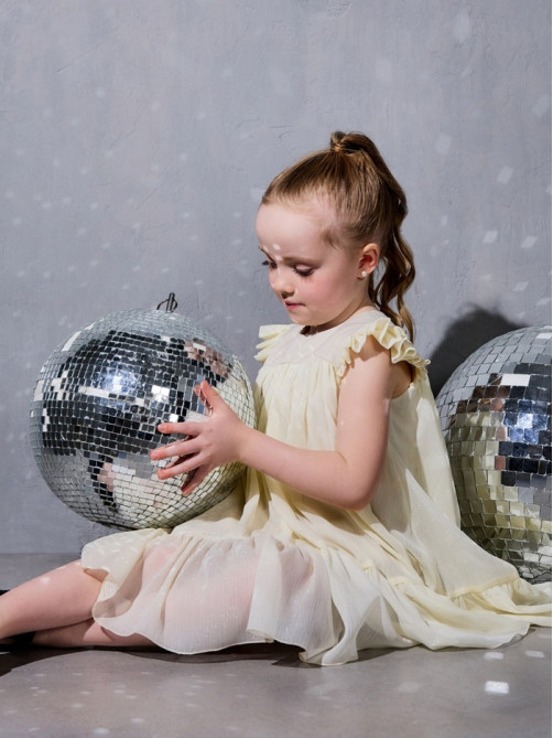 Платье нарядное для девочки MINAKU: PartyDress, цвет молочный, рост 104-110 см, шифон