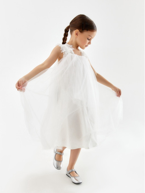 Платье нарядное для девочки MINAKU: PartyDress на бретельках, белое, рост 116-122 см