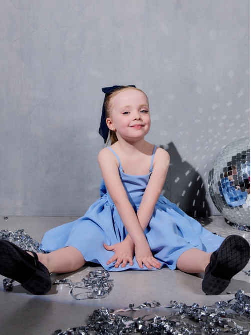 Платье нарядное для девочки MINAKU: Party Dress с бантом, голубое, рост 104-110 см