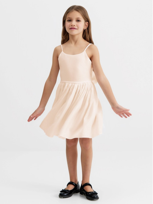 Платье нарядное для девочки MINAKU: Party Dress с бантом, цвет молочный, рост 110-116 см
