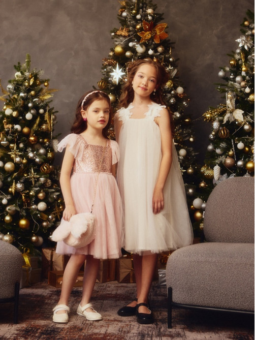 Платье нарядное для девочки MINAKU: PartyDress на бретельках, белое, рост 116-122 см