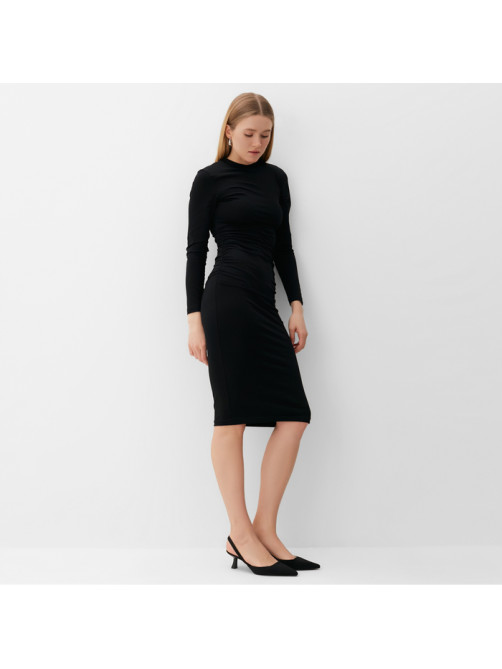 Платье со сборкой мини женское MINAKU: Casual Collection, чёрное, размер 44