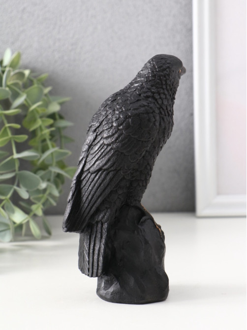 Фигурка гипс «Ворон на камне», 15.5×5.5×10 см, чёрная