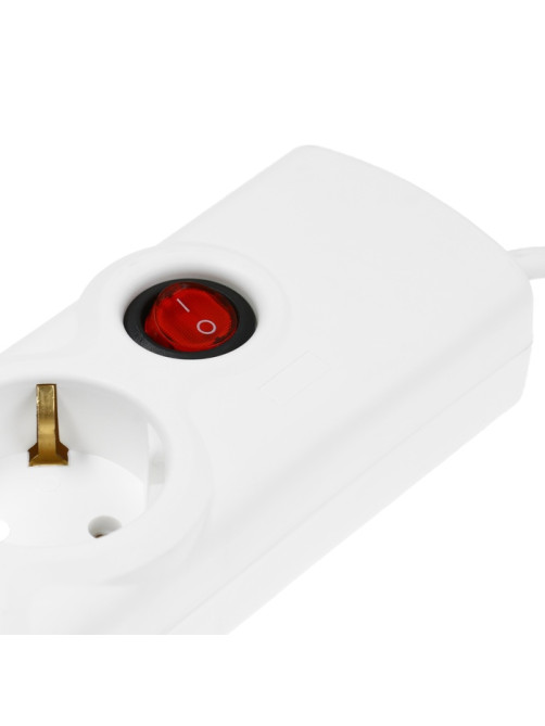 Сетевой фильтр Luazon Lighting, 5 розеток, 5 м, 3500 Вт, 3×1 мм2, 16 A, 220 В, c предохранителем, белый