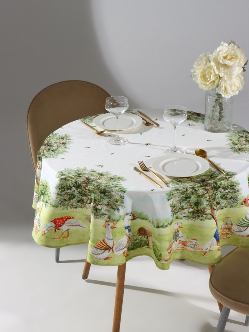 Скатерть «Этель» Family picnic, d=150 см ±3 см с ВГМО, 100% хлопок, саржа 190 г/м²