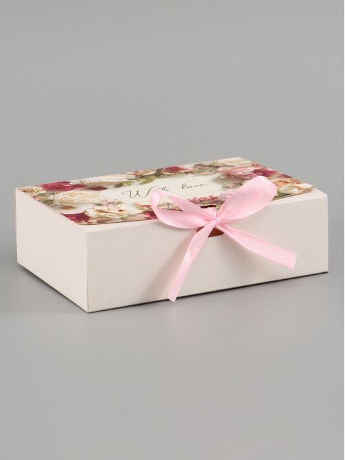Коробка подарочная самосборная With love, 16.5×12×5 см, с лентой