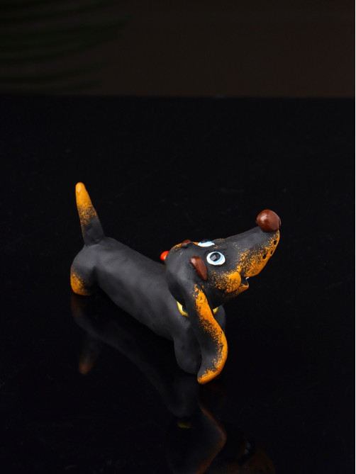 Фигурка полистоун «Такса счастливая», 4.5×9×4.3 см