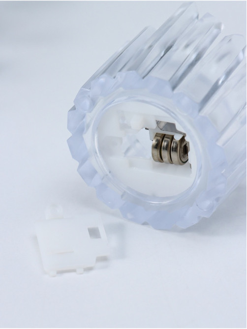 Светодиодная свеча LED - ночник RISALUX «Снежная королева», от батареек 3×LR1130, прозрачный, 5.5×5.5×5 см