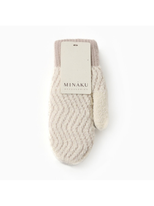 Варежки вязаные женские MINAKU, молочные, размер 24 см